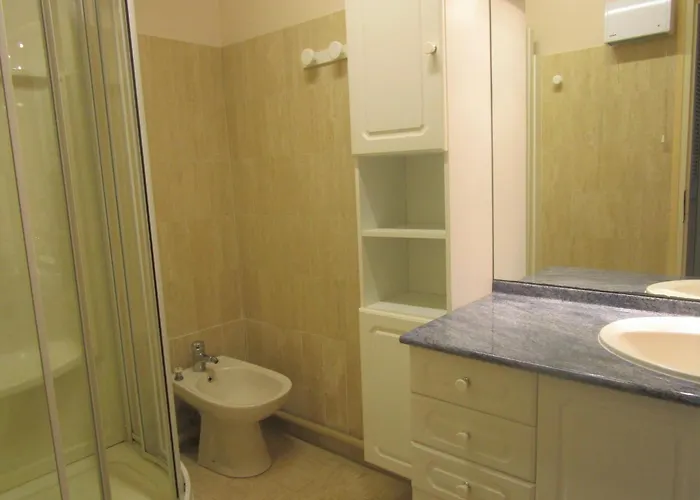 2 Face Avec Parking, 3 Etoiles - Fr-1-197-376 公寓 莱萨布勒-多洛讷